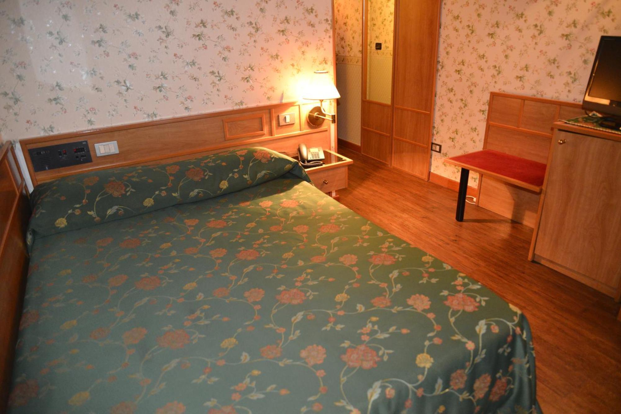 Hotel And Wellness Patriarca 3*