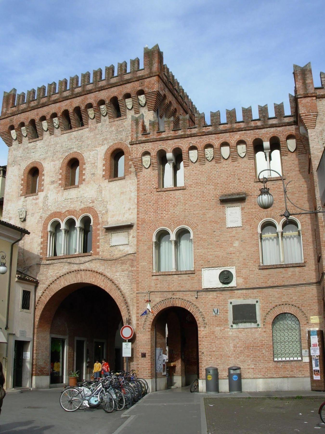 Hotel And Wellness Patriarca 3*